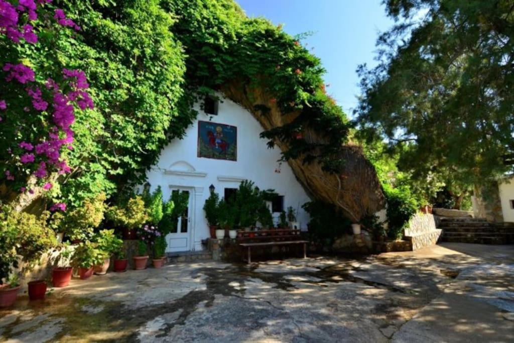 Niko's Stone House 2 Apartamento *